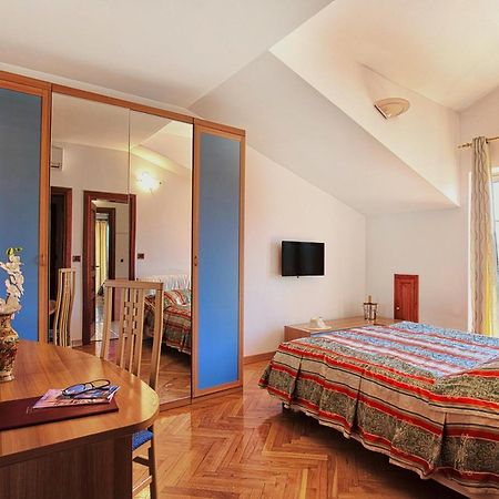 Villa Sveta Eufemija Bed end Breakfast II Rovigno Esterno foto